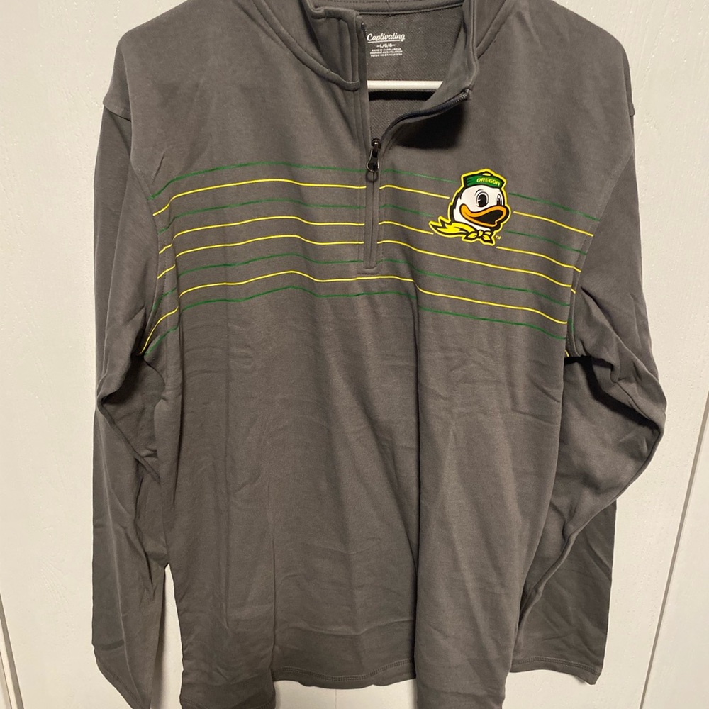 Captivating Gray Quarter-Zip with Oregon Duck Logo Size Large NWOT